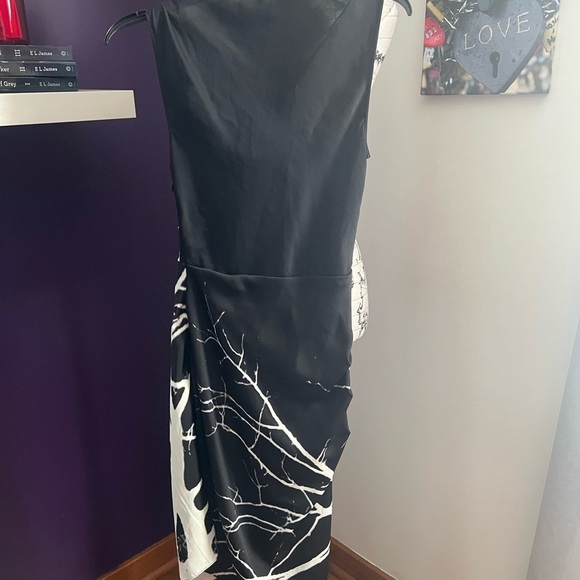 Rachel Roy Scoop Neck Little Black Dress - Picture 7 of 9